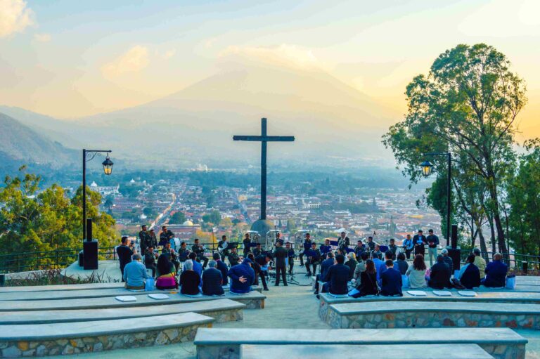 Cerro de la Cruz Antigua Guatemala Qué Pasa Magazine