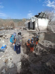 volcan-fuego-rescate-antigua-guatemala-revista-que-pasa