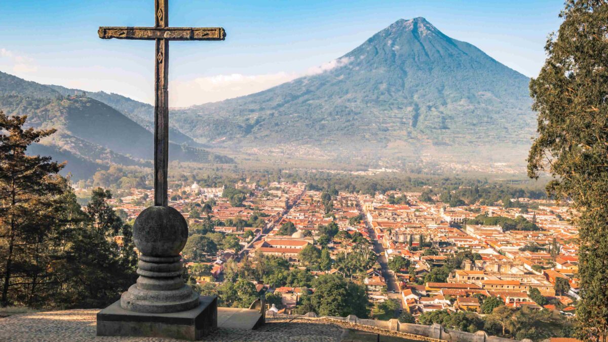 cerro de la cruz antigua guatemala