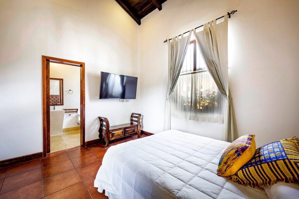 3 bedroom house for sale jacarandas antigua guatemala