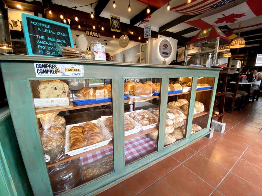 La Familia Pizzeria Antigua Guatemala