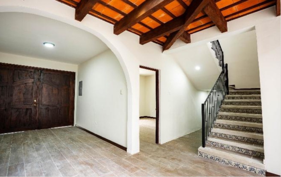 4 bedroom newly built house for sale in Antigua Gardens